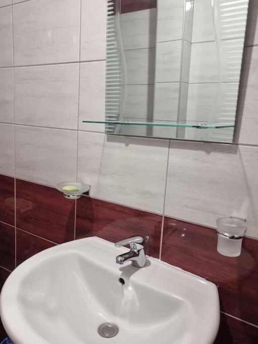 Two Suns Apartament Sarandë Eksteriør billede