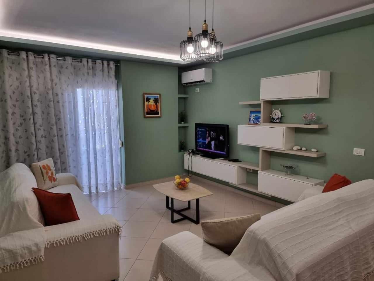 Two Suns Apartament Sarandë Eksteriør billede