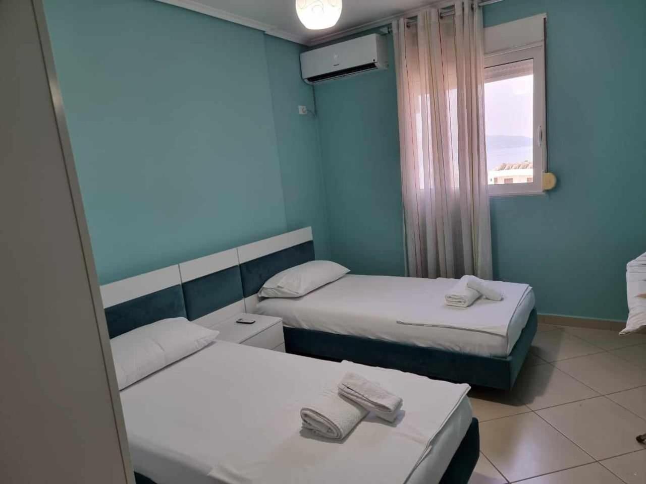 Two Suns Apartament Sarandë Eksteriør billede