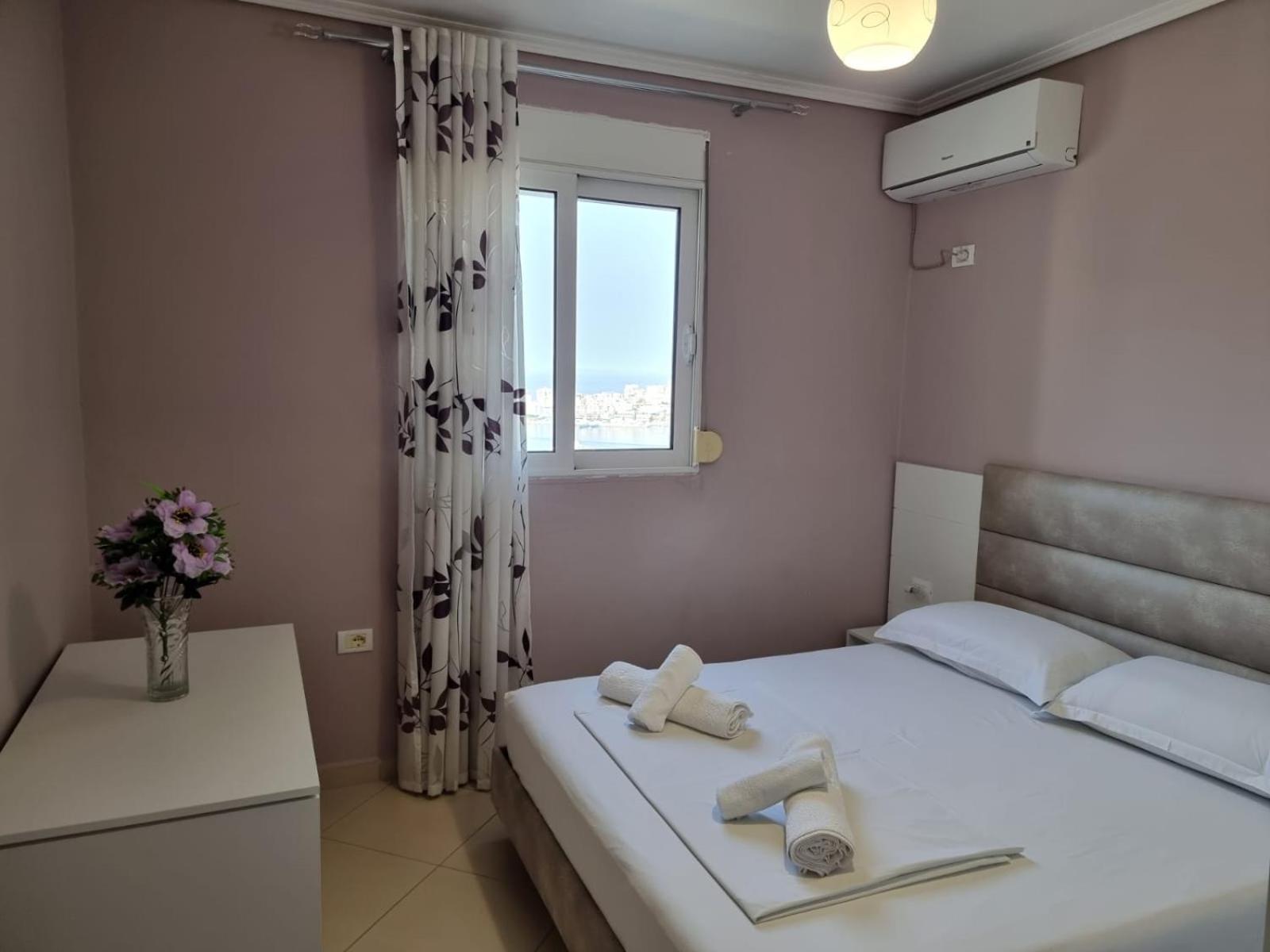 Two Suns Apartament Sarandë Eksteriør billede